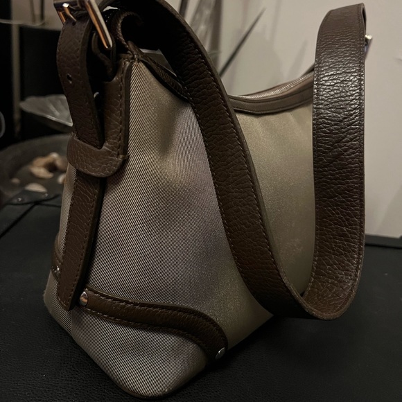 SOLD‼️Authentic Burberry Bag - Picture 11 of 17